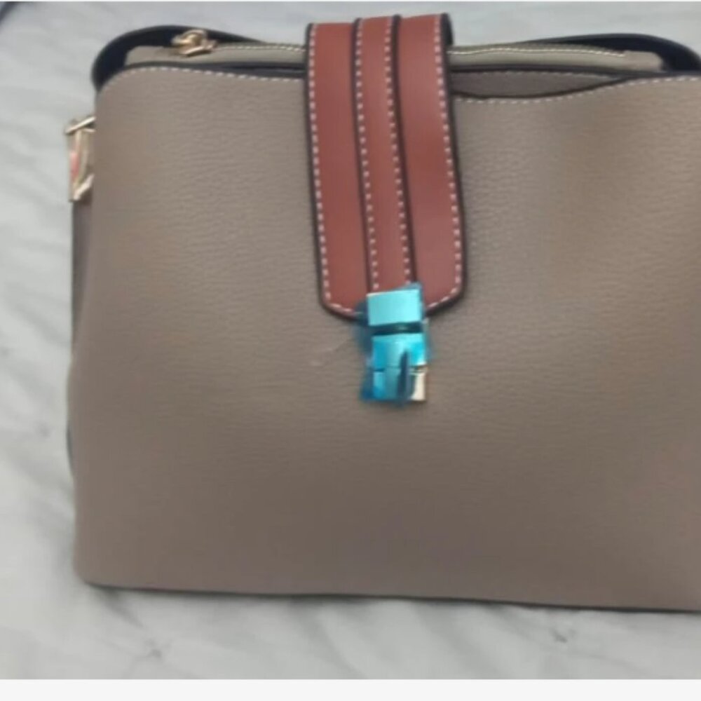 Fashionable And Versatile Retro Style Crossbody Bag, Niche Design, Solid Color,